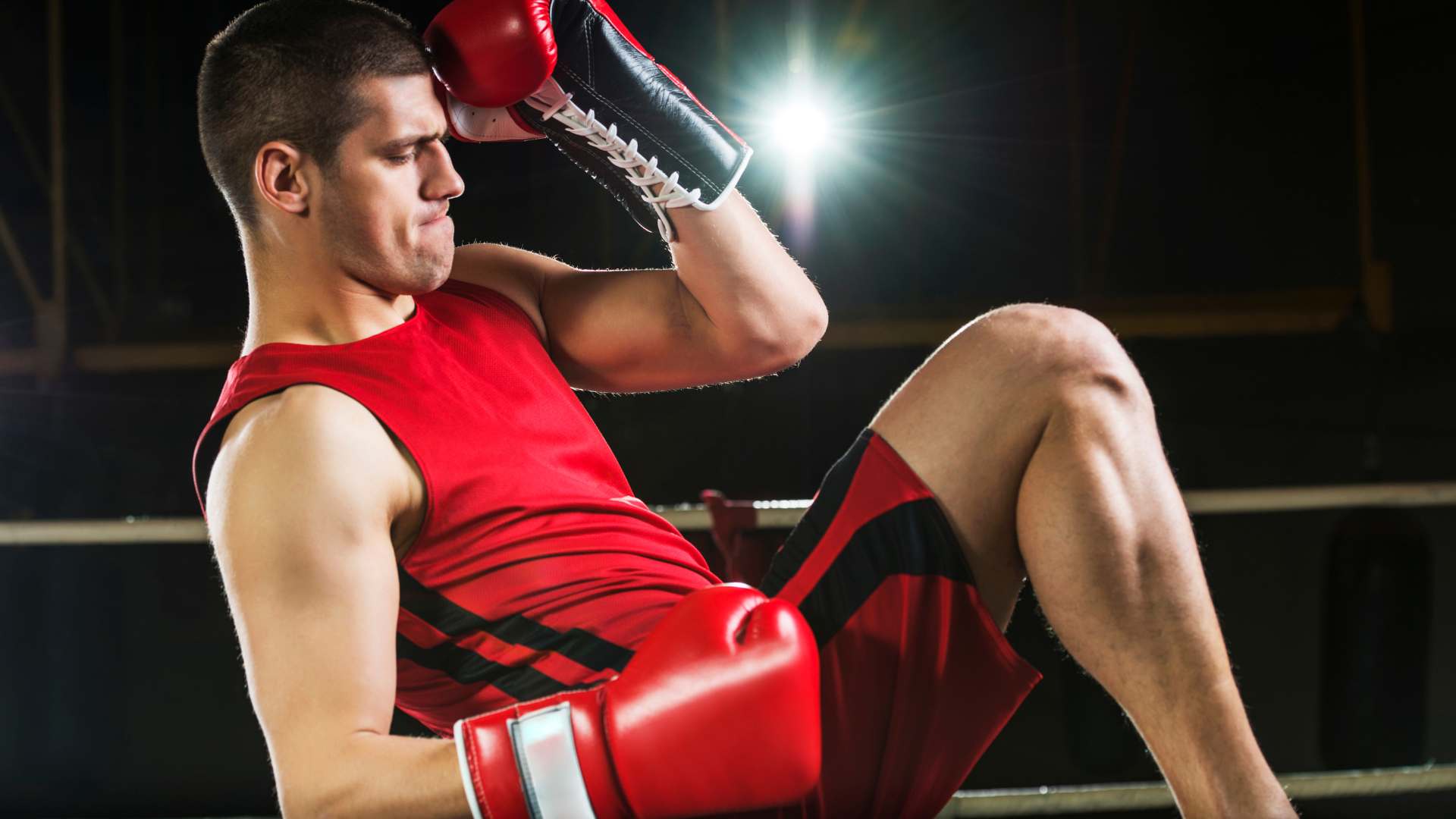 5 sinais de que você precisa de novas luvas de kickboxing e por que elas devem ser gêmeas 